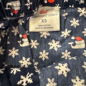 Vineyard Vines Boxers Navy with Snowflakes and Whales XS
